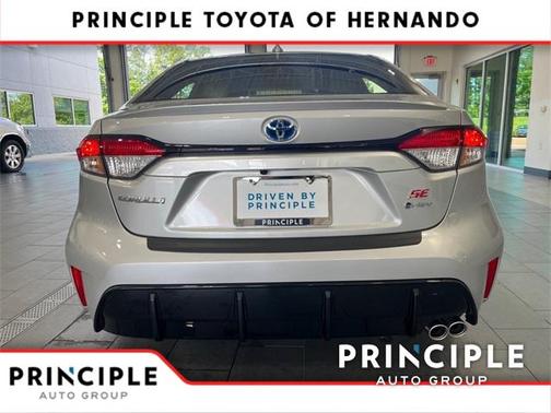 2025 Toyota Corolla Hybrid SE