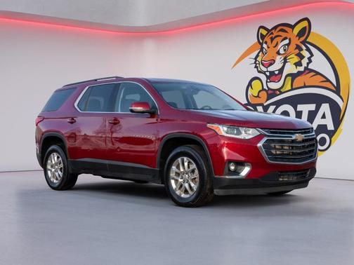 2021 Chevrolet Traverse LT Cloth