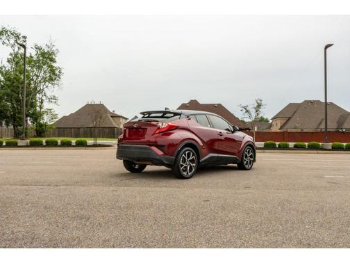 Ruby Flare Pearl w/Black Roof 2019 Toyota C-HR XLE