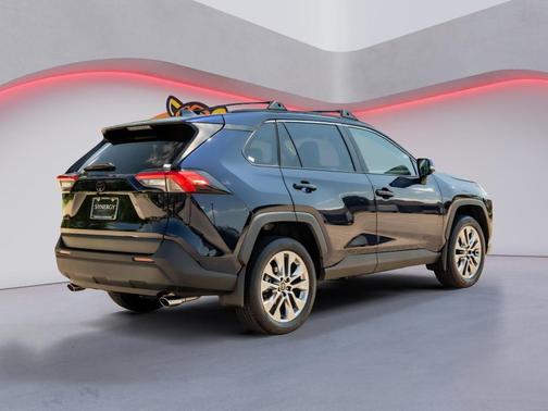 Blueprint 2025 Toyota RAV4 XLE Premium