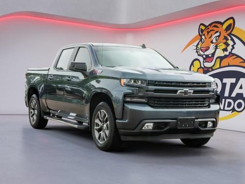 Shadow Gray Metallic 2019 Chevrolet Silverado 1500 RST