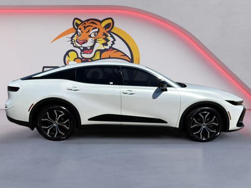 Oxygen White 2026 Toyota Crown XLE