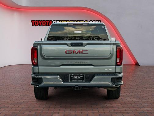 Sterling Metallic 2025 GMC Sierra 1500 SLT