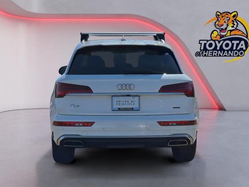 2024 Audi Q5 45 S line Premium Plus