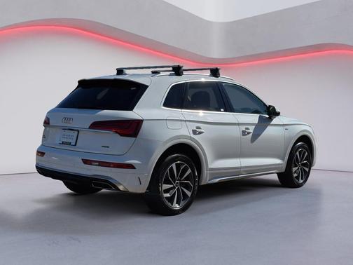 2024 Audi Q5 45 S line Premium Plus