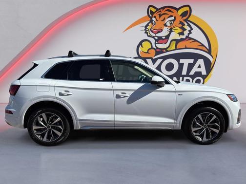 2024 Audi Q5 45 S line Premium Plus