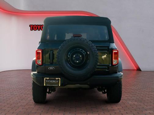 Shadow Black 2023 Ford Bronco Black Diamond