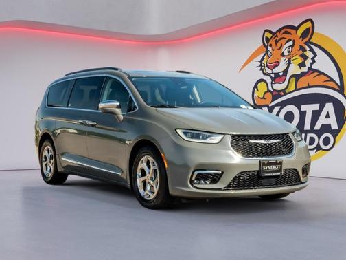 Ceramic Gray Clearcoat 2022 Chrysler Pacifica Limited