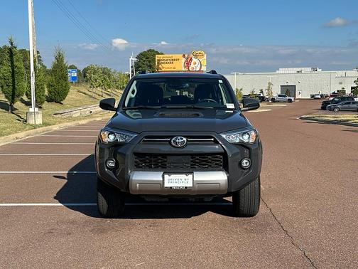 2024 Toyota 4Runner TRD Off Road