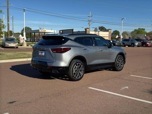 Sterling Gray Metallic 2025 Chevrolet Blazer RS