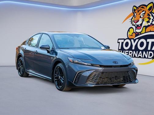Dark Cosmos 2026 Toyota Camry SE