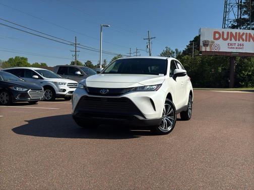 Blizzard Pearl 2022 Toyota Venza LE