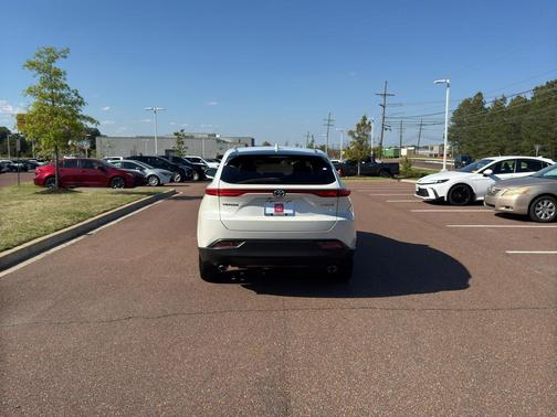 Blizzard Pearl 2022 Toyota Venza LE