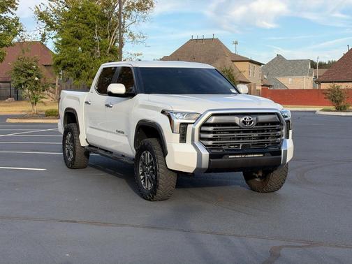 Wind Chill Pearl 2024 Toyota Tundra Limited