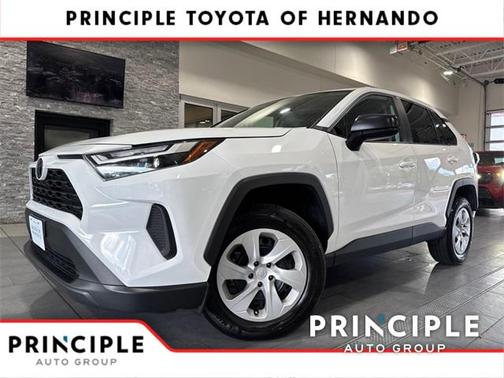 2024 Toyota RAV4 LE
