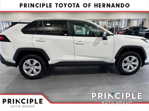 2024 Toyota RAV4 LE