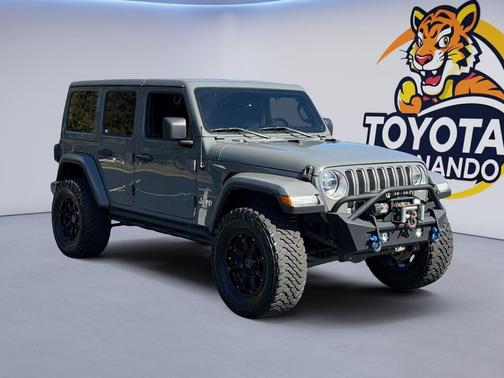 Sting-Gray Clearcoat 2020 Jeep Wrangler Unlimited Sahara