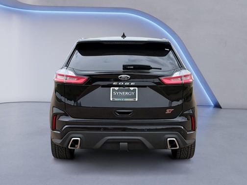 Agate Black Metallic 2021 Ford Edge ST