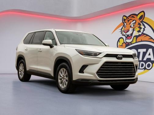 2025 Toyota Grand Highlander XLE