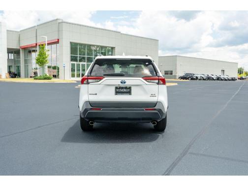 Ice Cap 2023 Toyota RAV4 Hybrid XLE