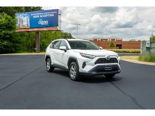 Ice Cap 2023 Toyota RAV4 Hybrid XLE