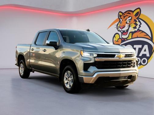 Sterling Gray Metallic 2025 Chevrolet Silverado 1500 LT