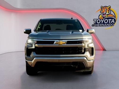 Sterling Gray Metallic 2025 Chevrolet Silverado 1500 LT