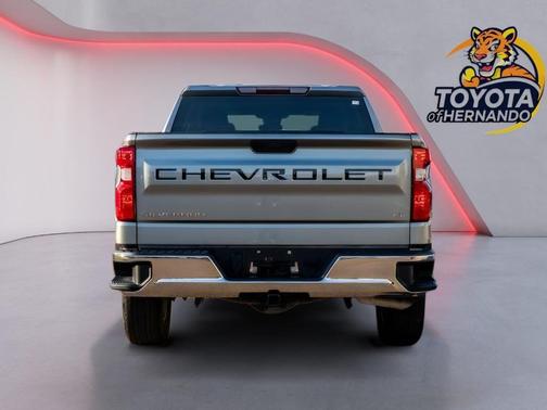 Sterling Gray Metallic 2025 Chevrolet Silverado 1500 LT