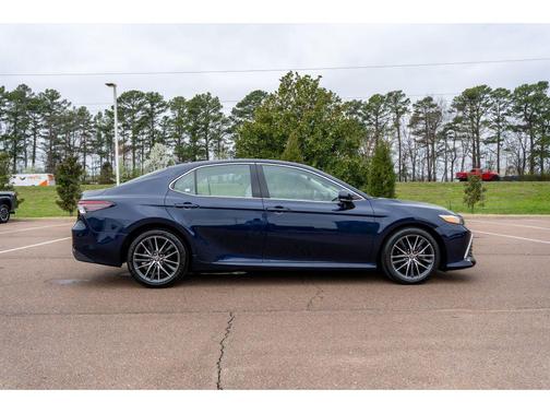 2021 Toyota Camry XLE