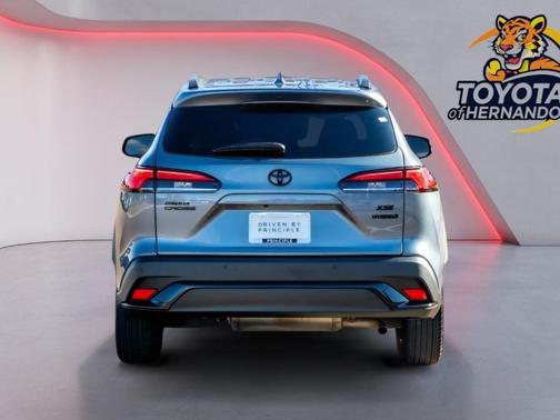 2024 Toyota Corolla Hybrid SE