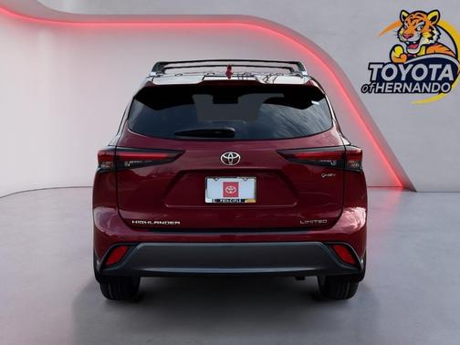 2026 Toyota Highlander Hybrid Limited