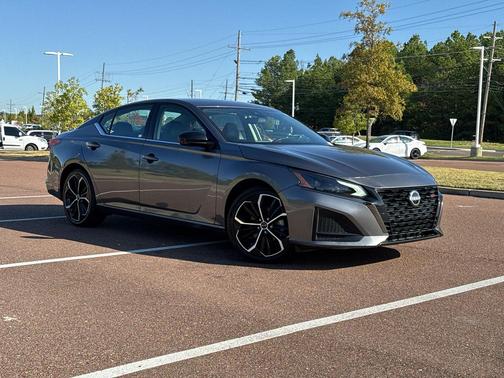 2024 Nissan Altima SR FWD