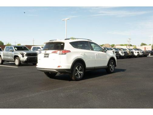 Super White 2017 Toyota RAV4 XLE