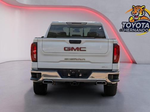 Summit White 2024 GMC Sierra 1500 SLT