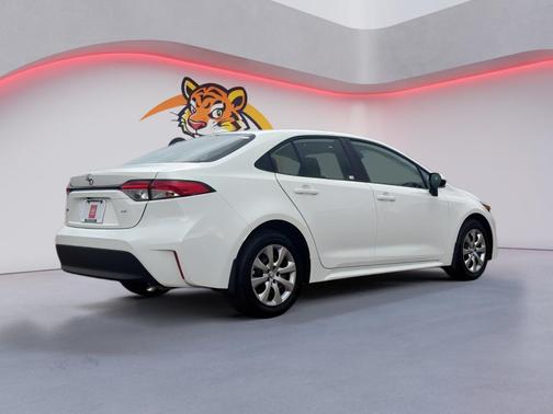 Ice Cap 2026 Toyota Corolla LE