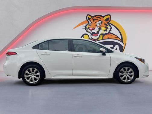 Ice Cap 2026 Toyota Corolla LE