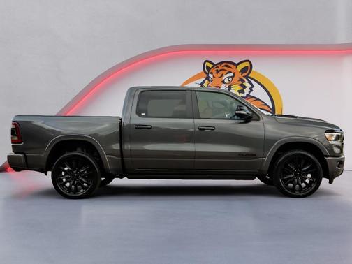 Granite Crystal Metallic Clearcoat 2022 RAM 1500 Laramie