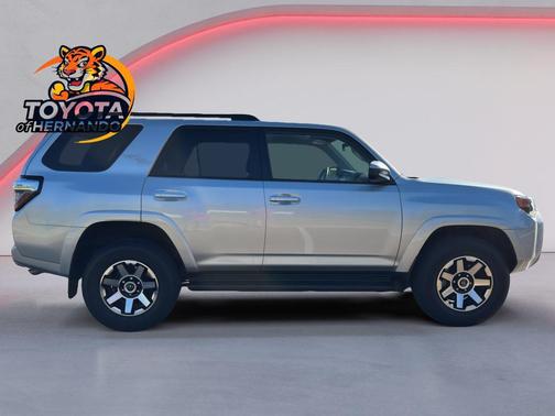 2024 Toyota 4Runner TRD Off Road
