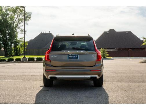 Bronze 2016 Volvo XC90 T6 Momentum