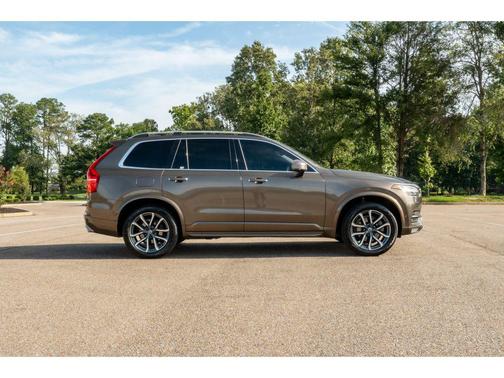 Bronze 2016 Volvo XC90 T6 Momentum