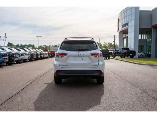 Blizzard Pearl 2016 Toyota Highlander Limited