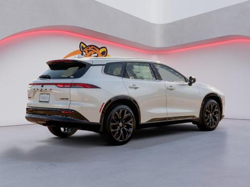 2025 Toyota Crown Signia Limited