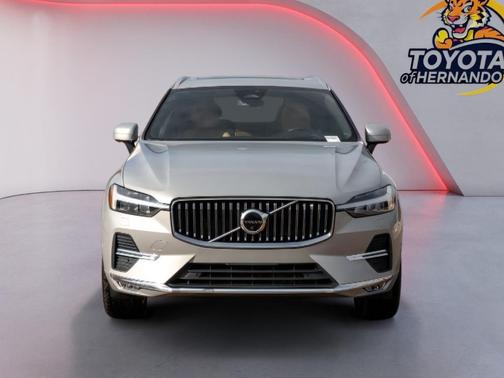 2022 Volvo XC60 B5 Inscription