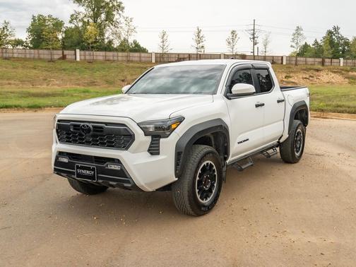 Ice Cap 2024 Toyota Tacoma TRD Off Road