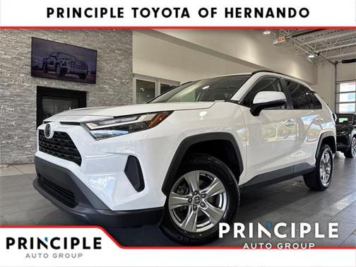 2024 Toyota RAV4 XLE