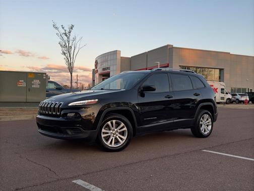 2015 Jeep Cherokee Sport