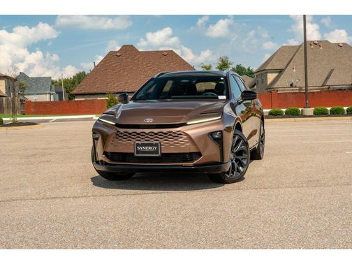 Bronze Age 2025 Toyota Crown Signia Limited