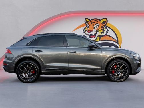 2021 Audi Q8 55 Prestige