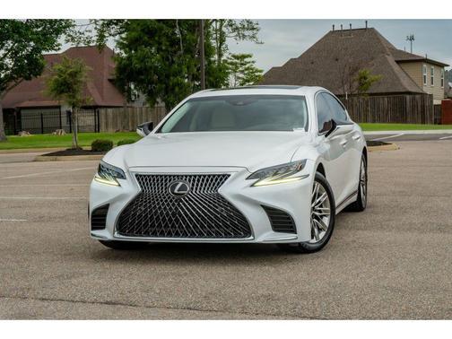 Eminent White Pearl 2018 Lexus LS 500 Base