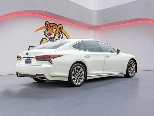 Eminent White Pearl 2018 Lexus LS 500 Base